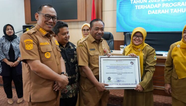 Enam Opd Pemkot Cilegon Raih Predikat Zona Hijau Kepatuhan Pelayanan