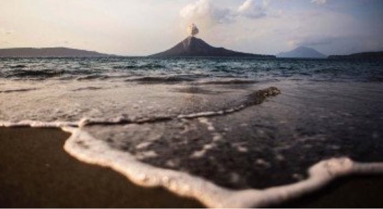 Bencana Akibat Kerusakan Laut PVMBG Nyatakan Potensi Tsunami akibat Anak Krakatau 