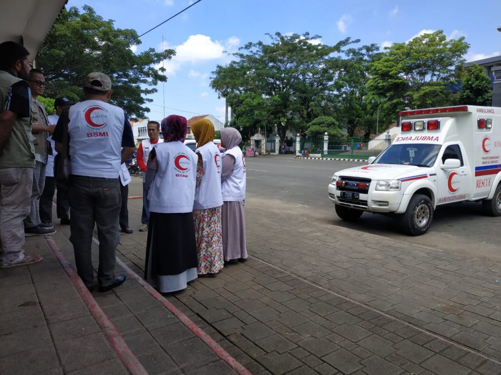  Bulan Sabit Merah Indonesia  Lebak Luncurkan Ambulance 