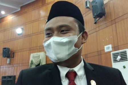 Jadi Anggota DPRD Cilegon, Rino: Gak Masalah di Komisi Berapapun
