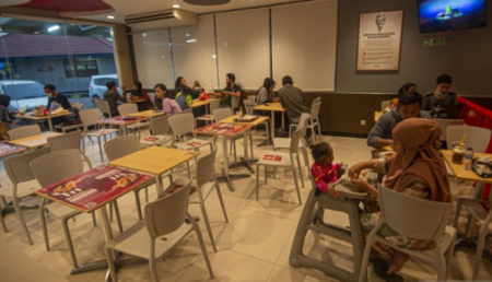 Operasional Restoran di Kota Tangerang Hingga Pukul 21.00 WIB Selama Ramadan