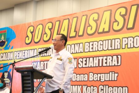 Helldy Lakukan Sosialisasi KCS Kepada Penerima Dana Bantuan Usaha