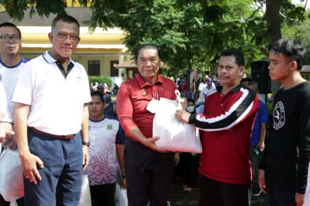 1.192 Paket Sembako Diberikan untuk OB di Lingkungan Pemprov Banten