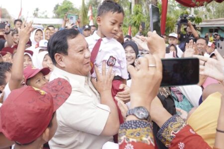 Lanjutkan Program Jokowi, Prabowo Optimis Indonesia Bangkit Jadi Negara Ekonomi Terbesar di Dunia