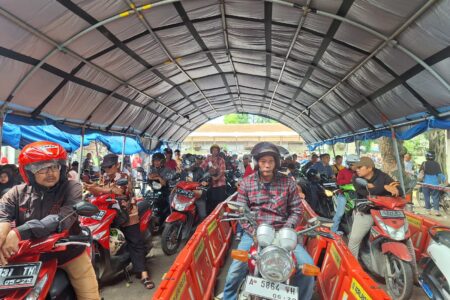 Dalam 3 Hari, Samsat Cilegon Layani 3.213 Kendaraan Bayar Pajak