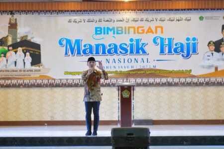 Bupati Lebak Buka Manasik Haji 2025, Tekankan Layanan Prima dan Waspada Oknum Tidak Resmi