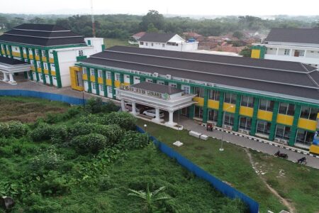 Warga Keluhkan RSUD Kota Serang Belum Miliki Dokter Spesialis Paru, Dinkes Sebut Sepi Peminat